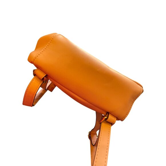 backpack purse zipper closure pink adjustable straps gold hardware - Picture 7 of 8